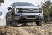 Ford F-150 Lightning del 2023, siendo eléctrica, funciona como una de gasolina