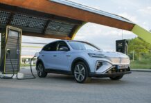 Bugatti tiene en la mira, producir un SUV o un súper auto eléctrico