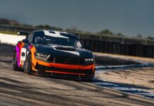Ford mostró el nuevo Mustang GT4 en el circuito de Spa-Francorchamps, Belgica