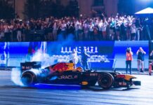 El Checo Pérez paraliza con una exhibición el centro de Madrid