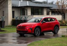 EE.UU. Toyota muestra el Crown Signia del 2025, un Crossover que parece un St. Wagon