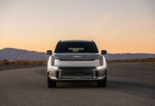 Kia presentó el debut mundial del EV9 GT en el Salón del Automóvil de Los Ángeles 2024